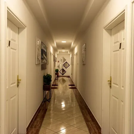 Pensionat Luxury Bure 3*